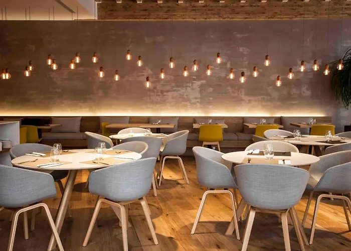 Готель Zenit Сан-Себастьян