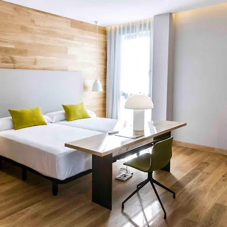 Zenit Hotel 4*