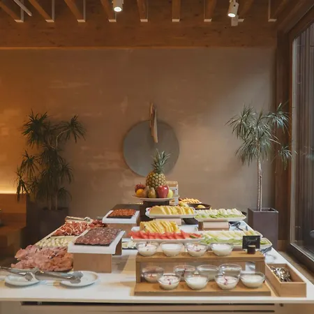 ゼニト サン セバスティアン 4*