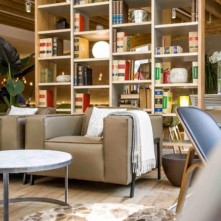 Ξενοδοχείο Zenit 4*